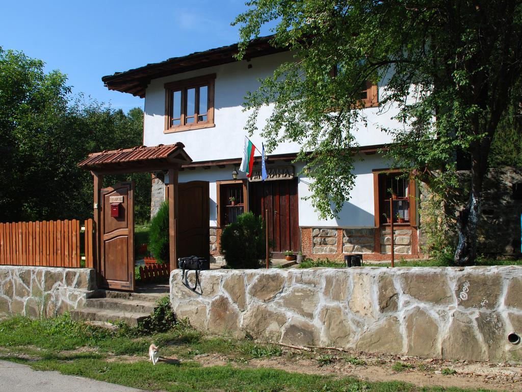 Guest House Four Pines Troyan (Lovech) Exterior foto